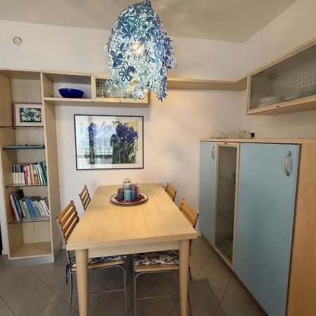 Gracious Apartment Located In The Heart Of Lignano Lignano Sabbiadoro Luaran gambar