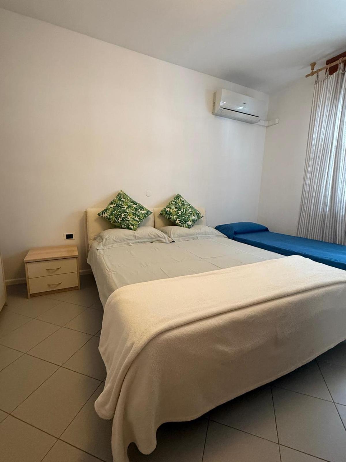 Gracious Apartment Located In The Heart Of Lignano Lignano Sabbiadoro Luaran gambar
