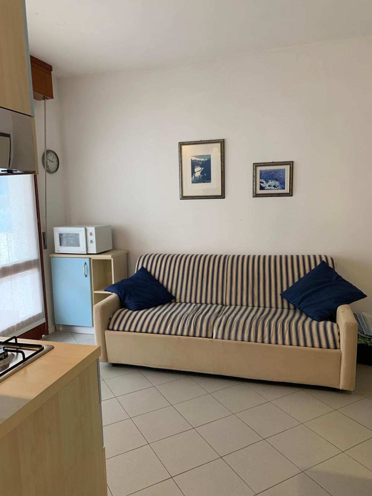 Gracious Apartment Located In The Heart Of Lignano Lignano Sabbiadoro Luaran gambar