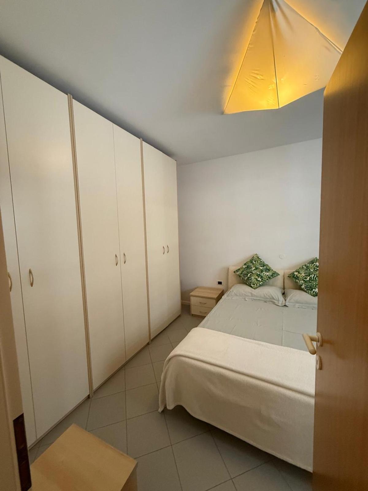 Gracious Apartment Located In The Heart Of Lignano Lignano Sabbiadoro Luaran gambar