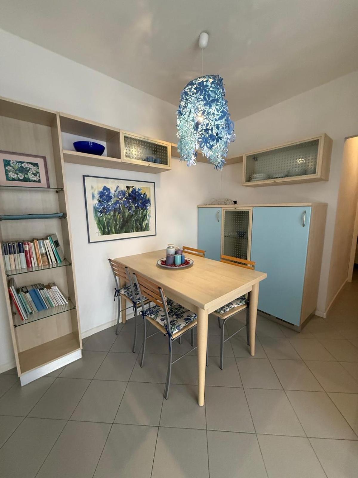 Gracious Apartment Located In The Heart Of Lignano Lignano Sabbiadoro Luaran gambar