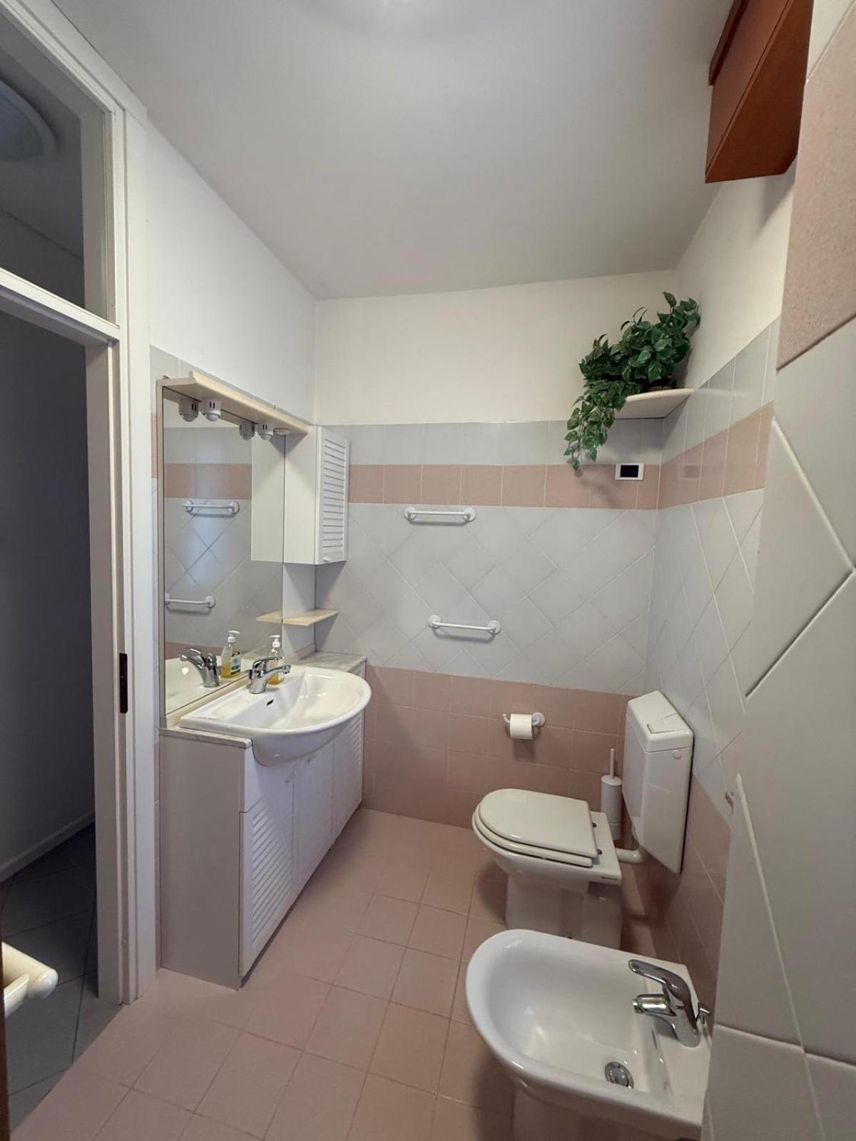 Gracious Apartment Located In The Heart Of Lignano Lignano Sabbiadoro Luaran gambar